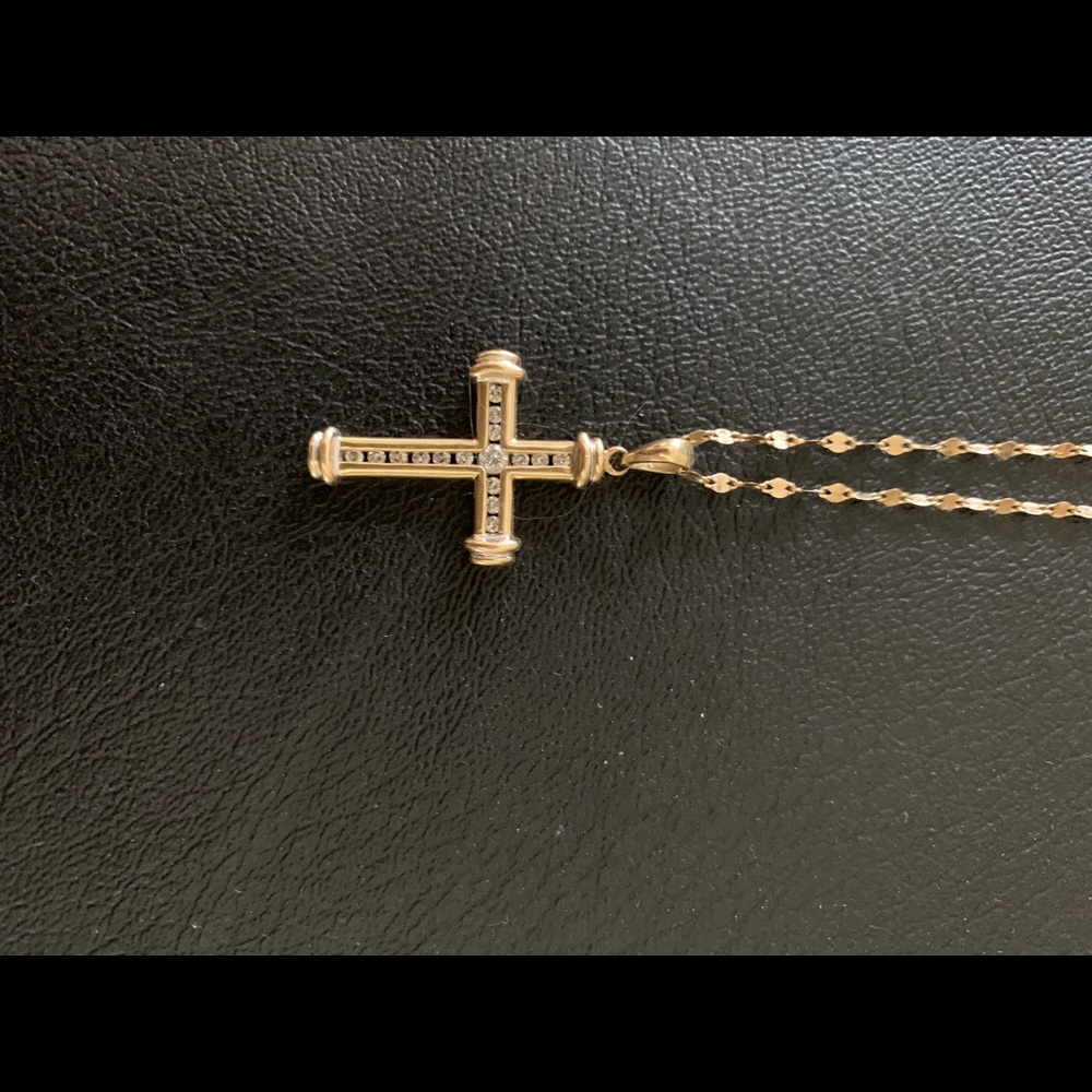 Ladies necklace